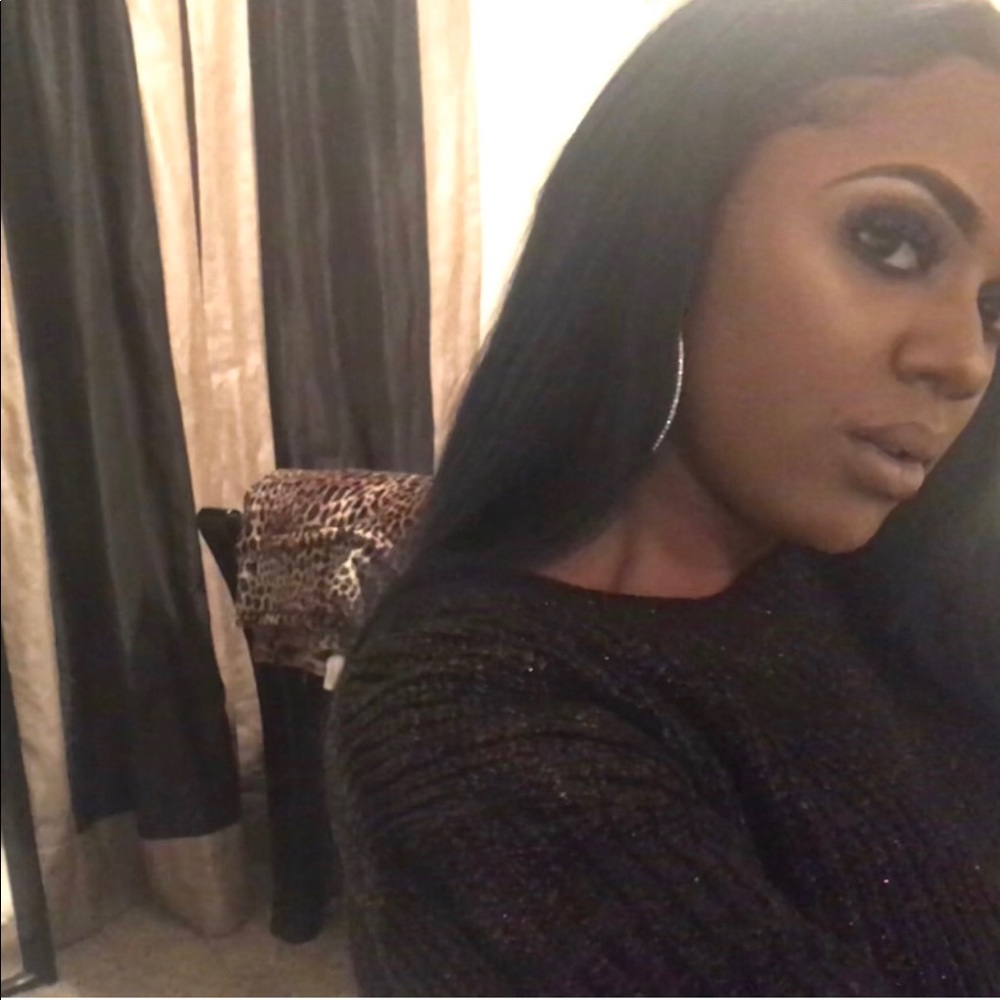 Meet your Posher, Dariona
